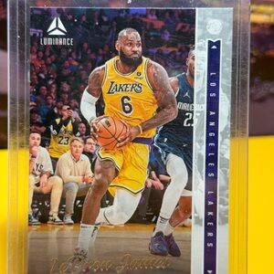 Nba Cards basketball Lebron James Lakers Panini Luminnce